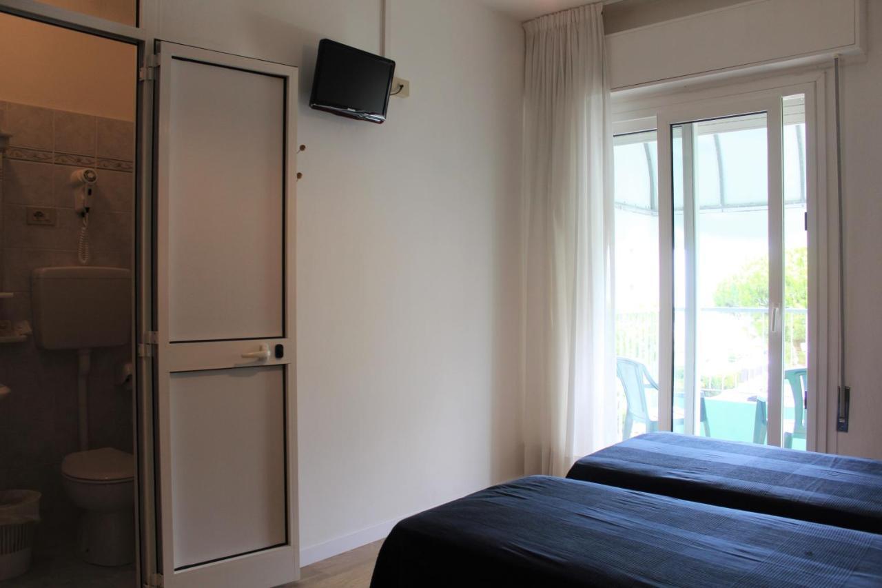 Hotel Palme Park & Beach Included Lido di Jesolo Bagian luar foto