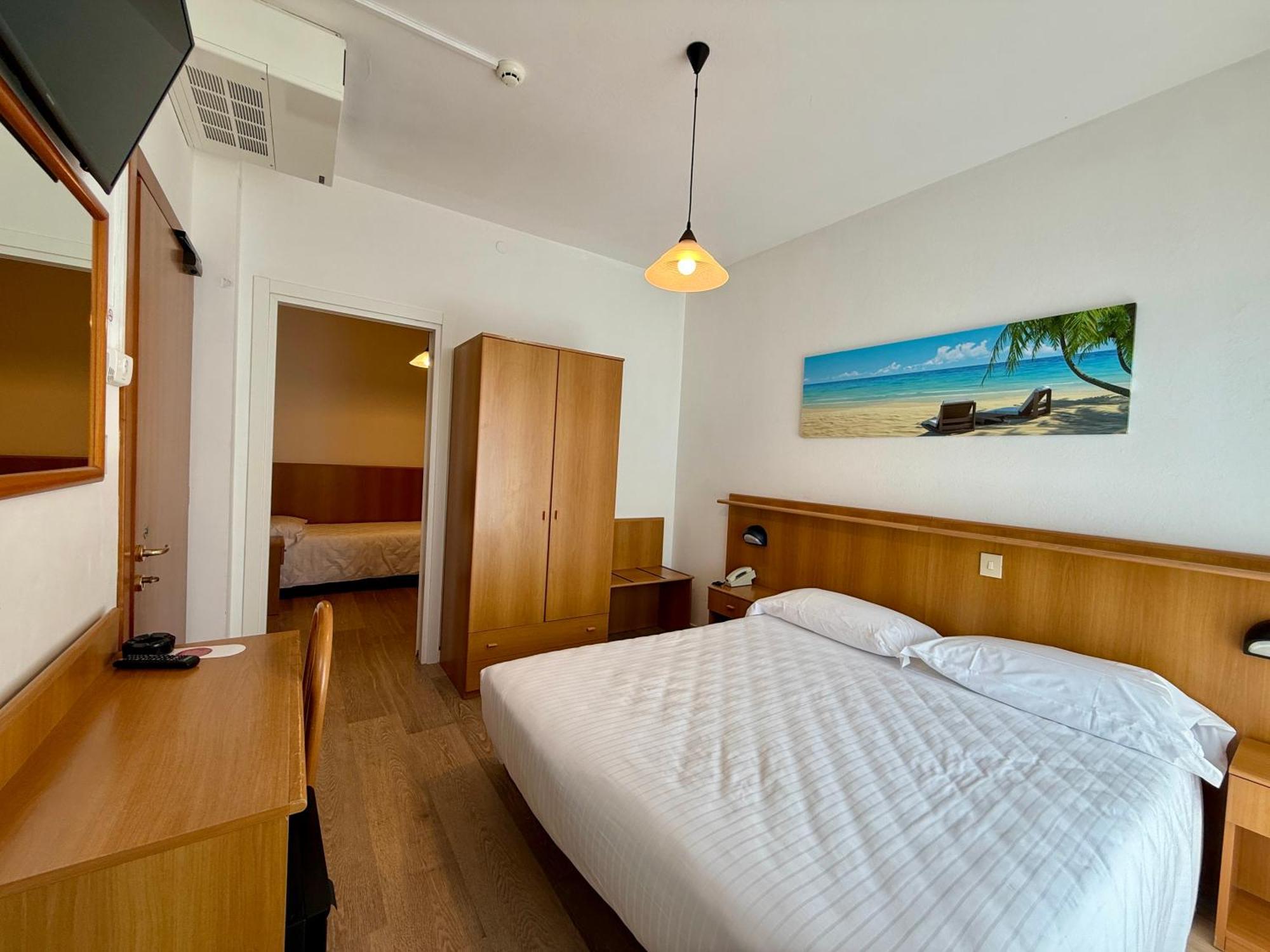 Hotel Palme Park & Beach Included Lido di Jesolo Bagian luar foto